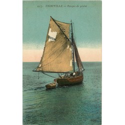 14 TROUVILLE. Barque de Pêche en pleine Mer 1921