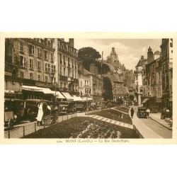 41 BLOIS. Voitures anciennes rue Denis-Papin