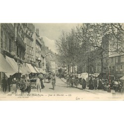 2 x Cpa 41 BLOIS. Rue Denis-Papin Jour de Marché et Agent de police