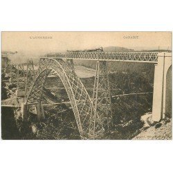 15 GARABIT. Train sur le Viaduc sur Vallée de la Truyère.