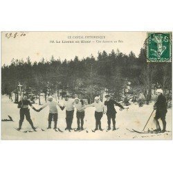 carte postale ancienne 15 LE LIORAN. Une descente en Skis 1910. Skieurs