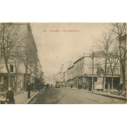 3 Cpa 78 VERSAILLES. Rue Saint-Pierre, Place Armes rue Chancellerie avenue Neveu et Petit Trianon