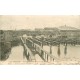 33 ARCACHON. Parqueurs d'Huîtres sur les Claies 1904