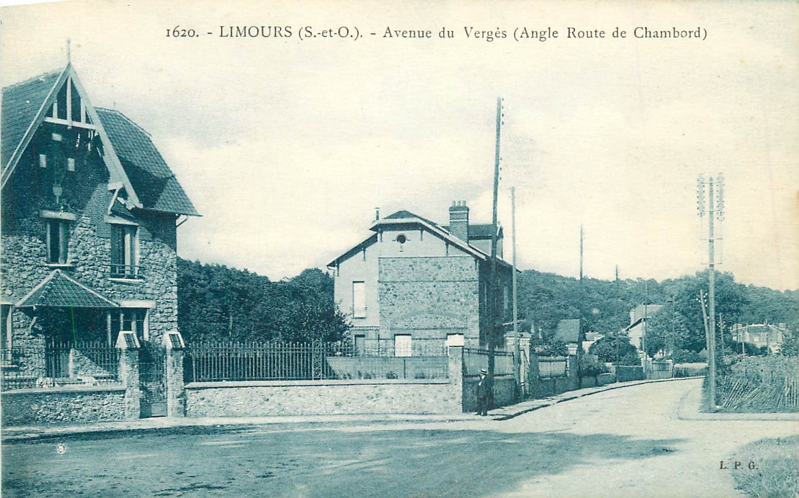 91 LIMOURS. Avenue de Verges angle Route de Chambord