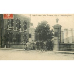 88 SAINT-ETIENNE-DE-REMIREMONT. Militaires à l'entrée du Quartier Caserne Victor 1913