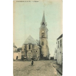 77 TOUSSON. L'Eglise avec cycliste