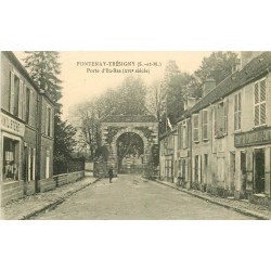 77 FONTENAY-TRESIGNY. Porte d'En-Bas avec Familistère et Planteur de Caiffa