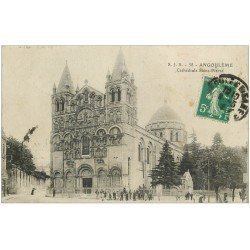 carte postale ancienne 16 ANGOULEME. Cathédrale Saint-Pierre 1916