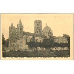 carte postale ancienne 16 ANGOULEME. Cathédrale Saint-Pierre 1938