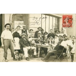 93 DRANCY. Rare Photo Cpa à la Terrasse Café Veyrière rue des Ecoles 1909