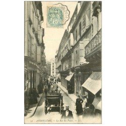 carte postale ancienne 16 ANGOULEME. La Rue des Postes 1908