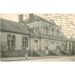 61 BRETONCELLES. La Mairie avec fillette 1905