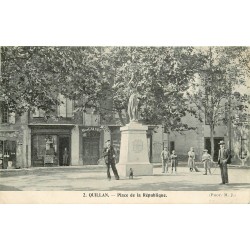 11 QUILLAN. Place de la République 1906