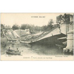 carte postale ancienne 02 SOISSONS. Pont Neuf démoli avec le Génie dans barque