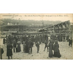 69 LYON 1914. Une arche du Pont de l'Exposition détruite par la crue du Rhône. Tampon Hôtel Dieu