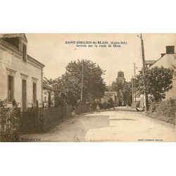 44 SAINT-EMILIEN-DU-BLAIN. Arrivée de cyclistes par la route de Blain 1936