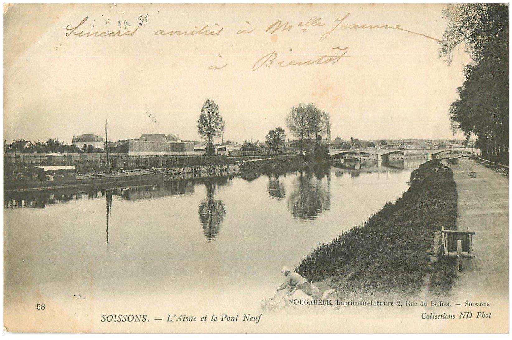 carte postale ancienne 02 SOISSONS. Pont Neuf et l'Aisne 1904 Lavandière
