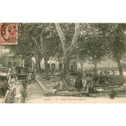 34 AGDE. Cabriolets et fontaine sur la Place de la Marine 1908