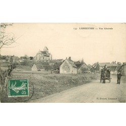 60 LABRUYERE. Attelage sur la Route à la sortie du Village 1909