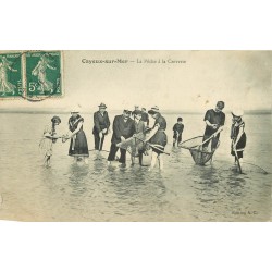 80 CAYEUX. La Pêche à la Crevette 1910