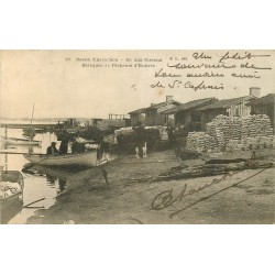 33 ARCACHON. Ile aux Oiseaux baraques de Pêcheurs d'Huîtres 1903