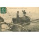 85 LES SABLES D'OLONNE. Pêche à la Sardine le Tamisage 1910