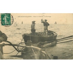 85 LES SABLES D'OLONNE. Pêche à la Sardine le Tamisage 1910