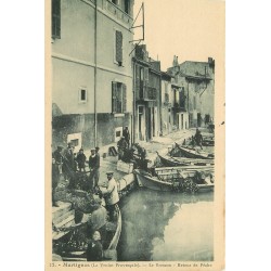 13 MARTIGUES. Retour de Pêche Le Brescon sur Barques de Pêcheurs