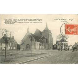 89 CHAMPCEVRAIS. Eglise et Place 1916 animation avec Facteur