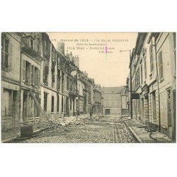 carte postale ancienne 02 SOISSONS. Rue de Soissons 1915