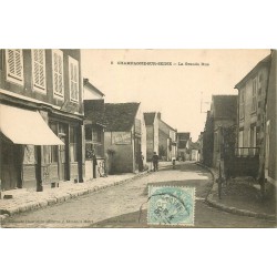 77 CHAMPAGNE-SUR-SEINE. La Grande Rue avec son Café Restaurant Hôtel 1905