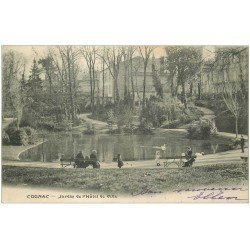 carte postale ancienne 16 COGNAC. Jardin de l'Hôtel de Ville 1903