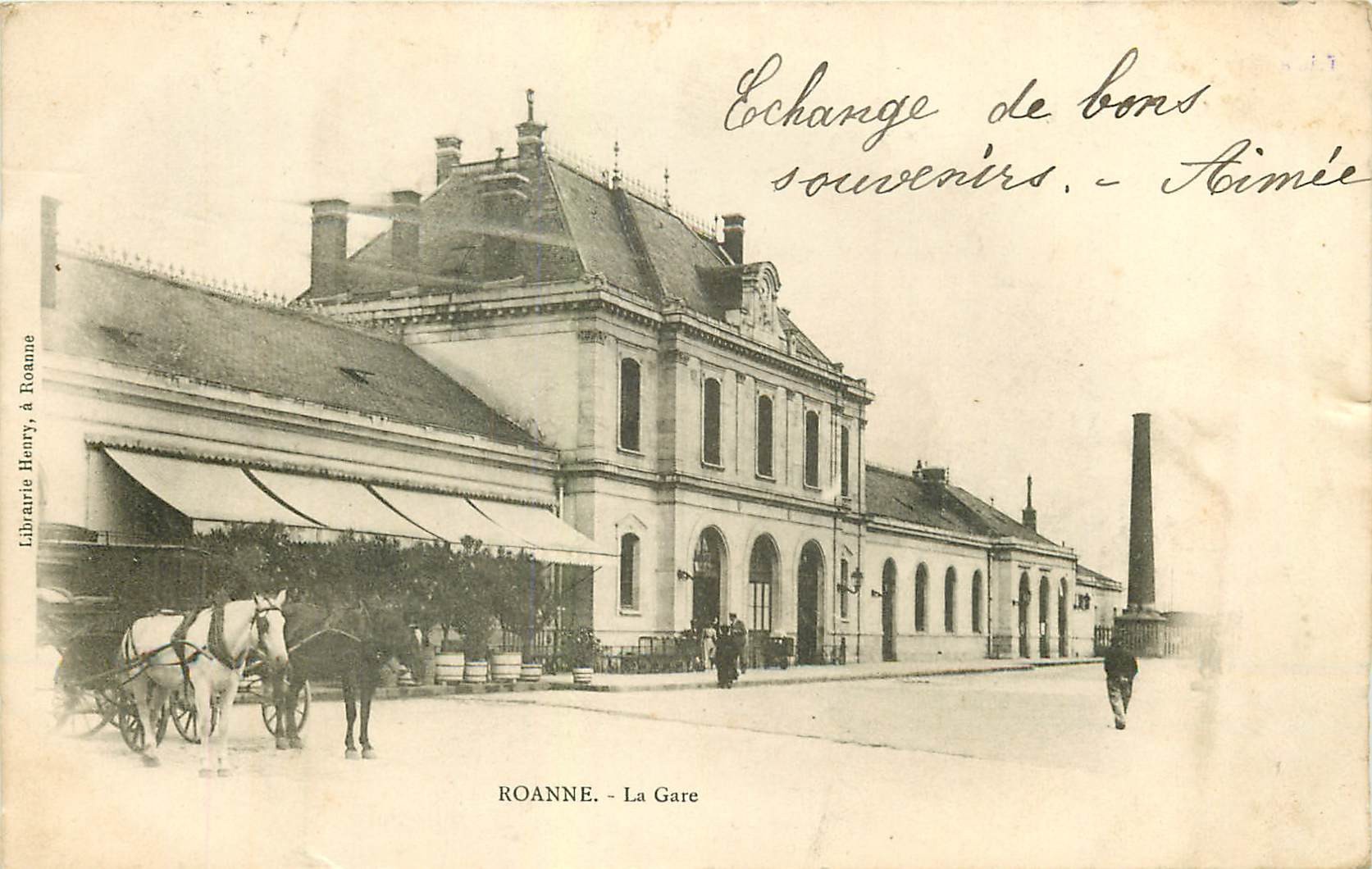 52 ROANNE. Diligence devant la Gare 1902