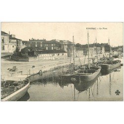 carte postale ancienne 16 COGNAC. Le Port avec Péniches et Cheval dans l'eau...