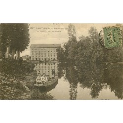 03 SAINT-POURCAIN-SUR-SIOULE. Le Moulin et enfants sur une barge 1920