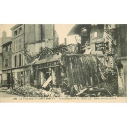 55 VERDUN. Hôtel du Coq Hardi et Coiffeur après le bombardement 1917