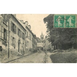 95 SAINT-PRIX. Entrée du Village 1919