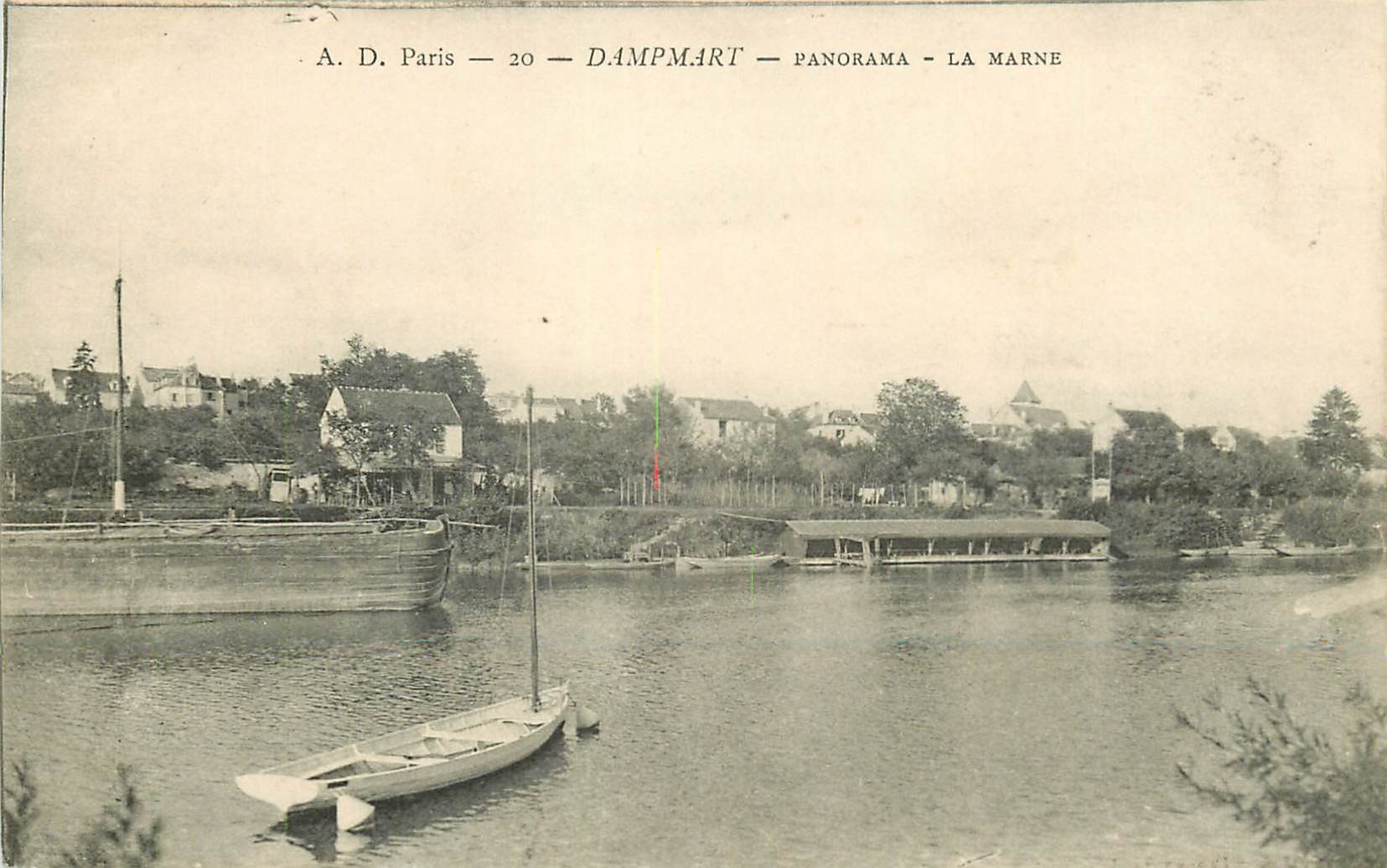 77 DAMPMART. La Marne avec péniche et lavoir