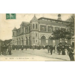 41 BLOIS. Grosse animation à la Halle aux Grains 1908