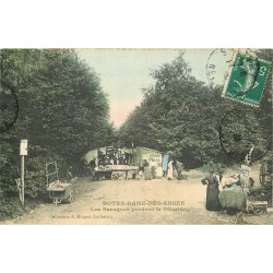 93 NOTRE-DAME-DES-ANGES. Les Baraques pendant le Pélerinage vers 1910