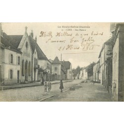 70 LURE. Rue Pasteur animée 1918