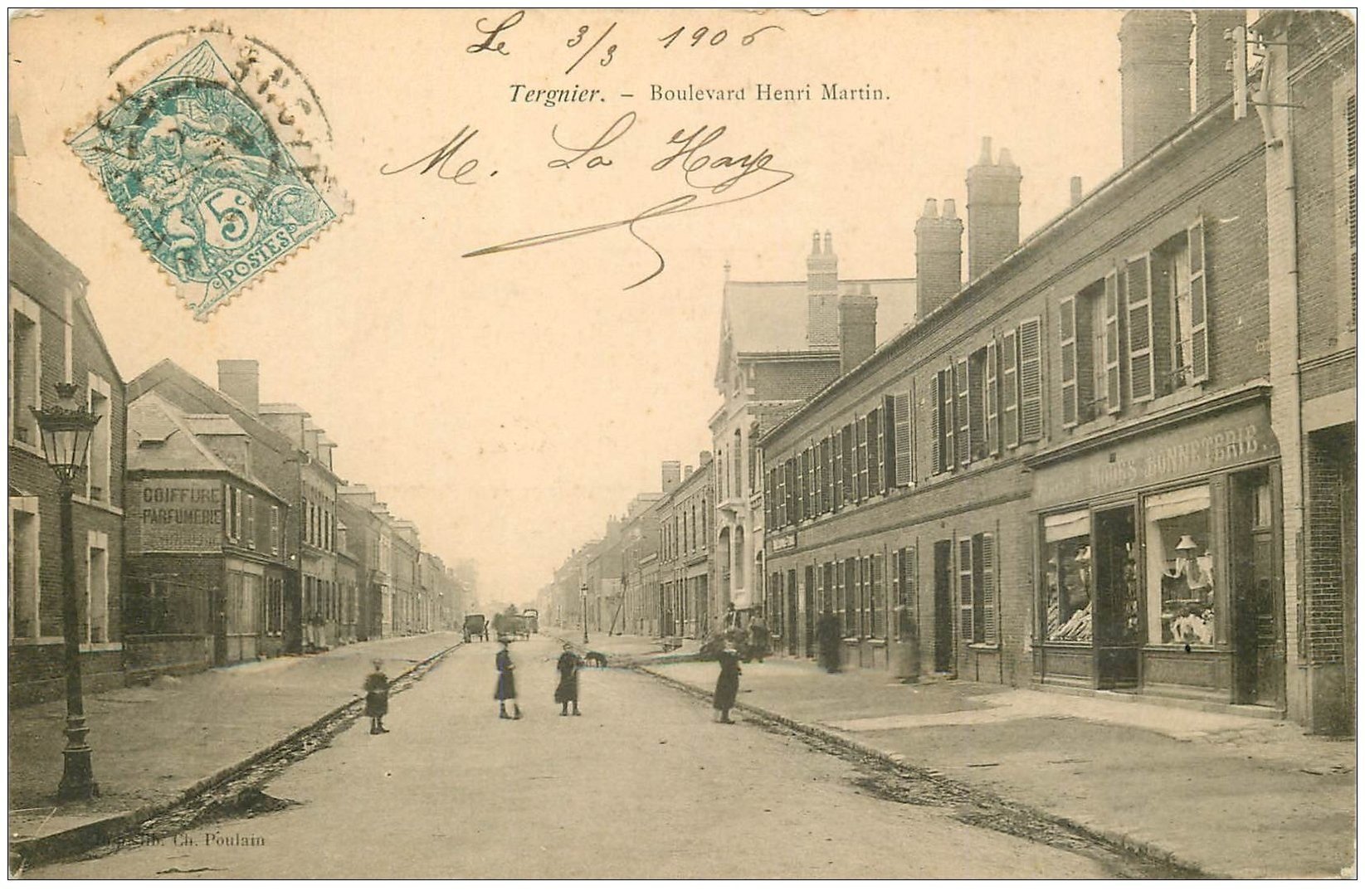 carte postale ancienne 02 TERGNIER. Boulevard Henri Martin 1906. Bonneterie