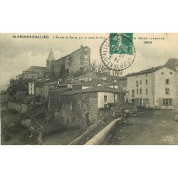 43 SAINT-PRIVAT-D'ALLIER. Entrée du Bourg route du Puy 1910 et son Château