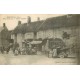 60 MORIENVAL. Hôtel Saint-Leu voiture ancienne devant la Maison Carré