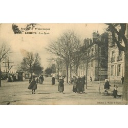 56 LORIENT. Les Quais belle animation tampon Hôpital militaire 1914