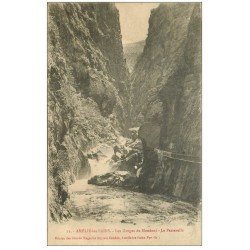 carte postale ancienne 66 AMELIE-LES-BAINS. Passerelle aux Gorges de Mondoni