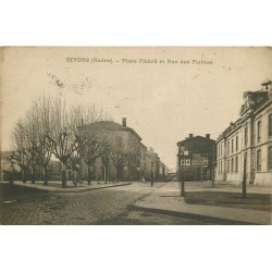 69 GIVORS. Place Picard et rue des Plaines 1918
