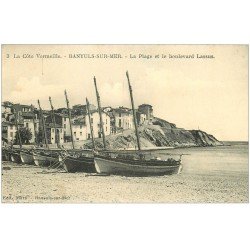 carte postale ancienne 66 BANYULS-SUR-MER. Barques de Pêcheurs sur la Plage Boulevard Lassus 1934