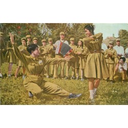 3 x CHINE. Danseuses régime Armée communiste et Fresques de Touenhouang 1952