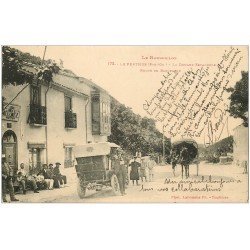 carte postale ancienne 66 LE PERTHUS. Douane Espagnole Route de Barcelone 1928 Attelage, Voiture et Douaniers